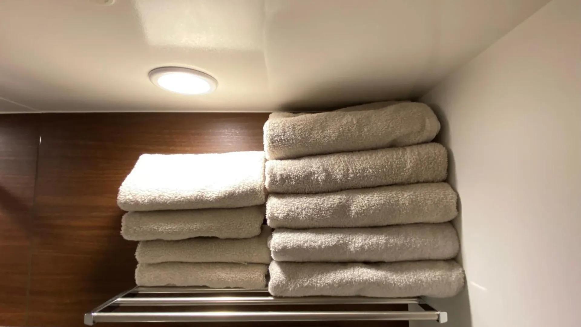 Kabukicho 413 - The Sanctuary Apartment Tokyo
